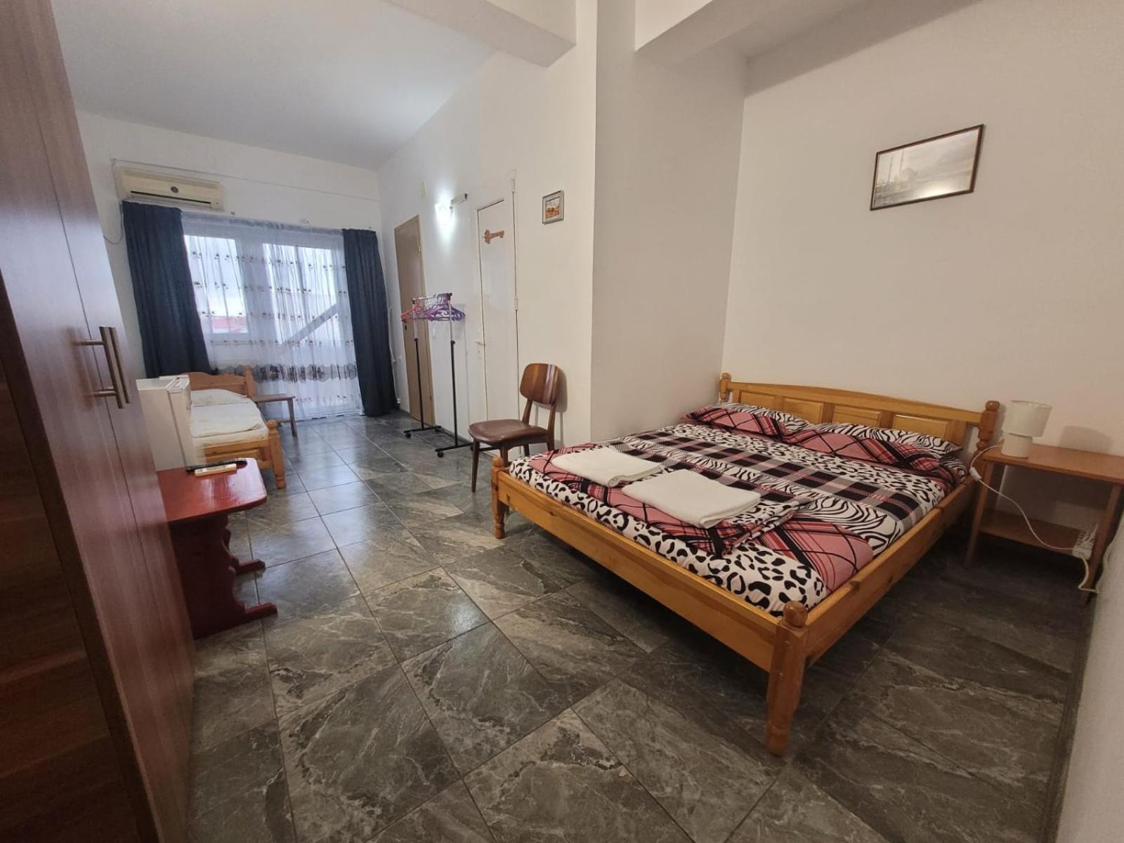 Cazare Eforie Nord, Plaja Acapulco, Garsoniere Four Studios, Bucatarie Comuna, Baie Proprie, Etaj 4, Fara Lift Eksteriør billede